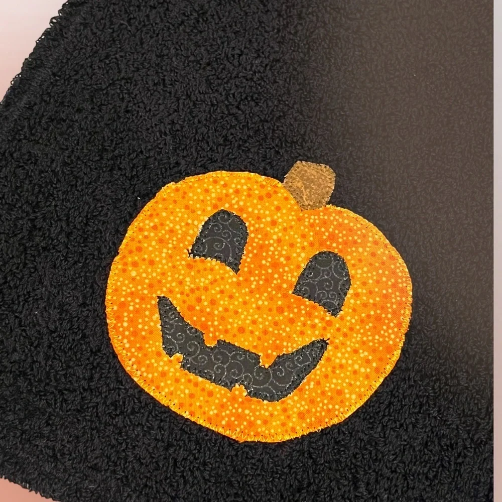*Lot/3 𝑯𝒂𝒏𝒅𝒎𝒂𝒅𝒆 Halloween HandTowels